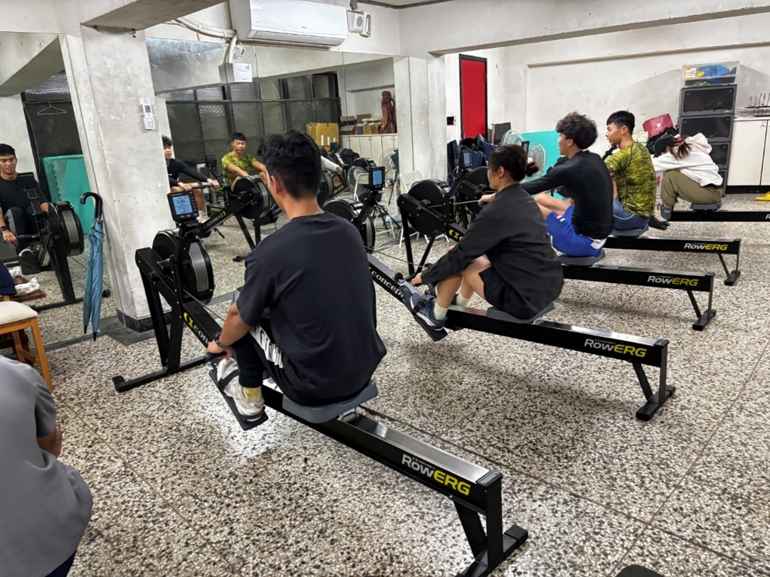 划船燃脂指導團